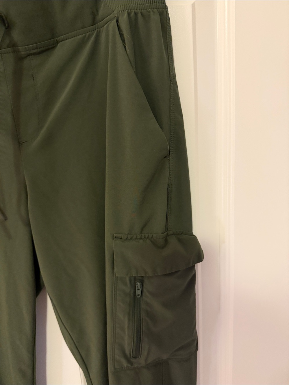 all in motion Olive Green Women's Cargo lightweight unlined jogger medium - Picture 4 of 11